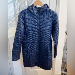 The North Face Thermoball Primaloft Blue Hooded Parka Womens Size Medium
